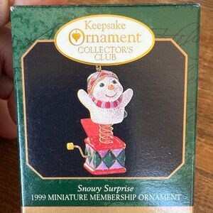 Miniature Hallmark Snowy Surprise Ornament